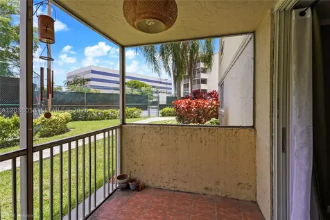 8205 Lake Drive Doral FL 33166