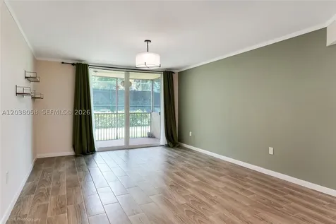 8205 Lake Drive Doral FL 33166