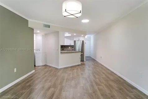 8205 Lake Drive Doral FL 33166