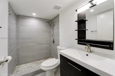 8205 Lake Drive Doral FL 33166