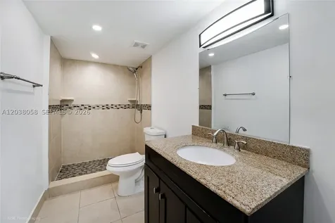 8205 Lake Drive Doral FL 33166