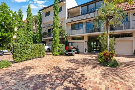 6112 Paradise Point Drive Palmetto Bay FL 33157