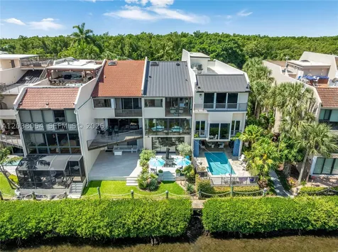 6112 Paradise Point Drive Palmetto Bay FL 33157