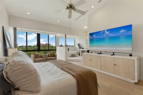 6112 Paradise Point Drive Palmetto Bay FL 33157