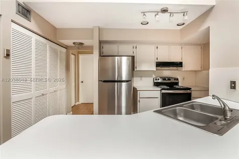 444 SE 14th Street Dania Beach FL 33004