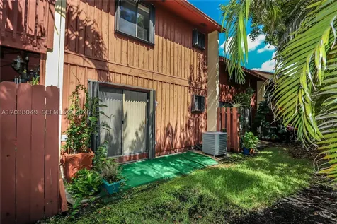 444 SE 14th Street Dania Beach FL 33004