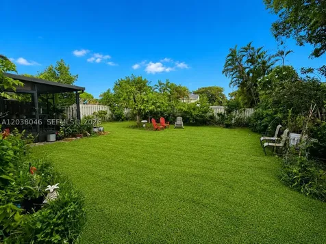 13870 Magnolia Court Davie FL 33325
