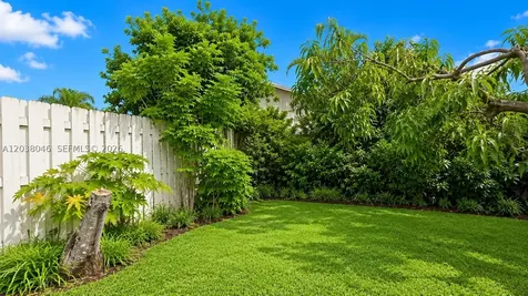 13870 Magnolia Court Davie FL 33325