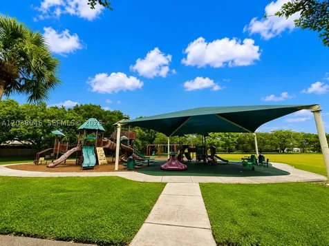 13870 Magnolia Court Davie FL 33325