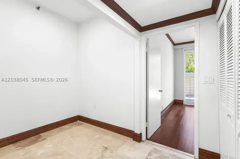 251 Crandon Boulevard Key Biscayne FL 33149