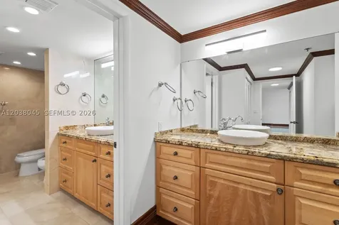 251 Crandon Boulevard Key Biscayne FL 33149
