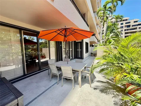 251 Crandon Boulevard Key Biscayne FL 33149