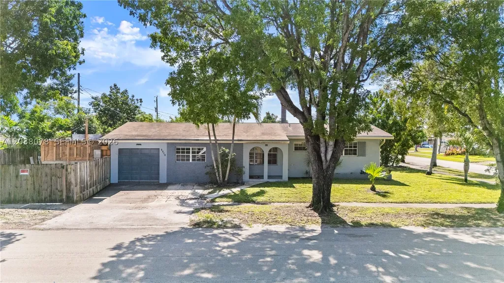 7591 Pierce Street Hollywood FL 33024