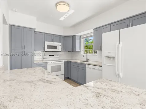 7591 Pierce Street Hollywood FL 33024