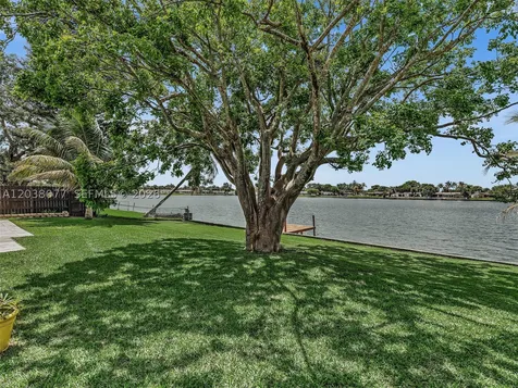8740 Pasadena Boulevard Pembroke Pines FL 33024