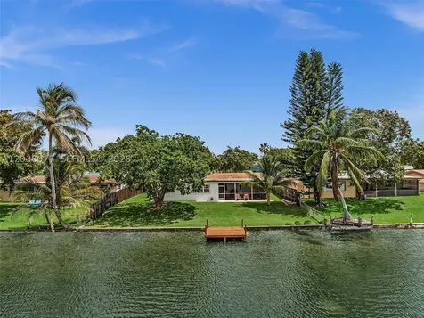 8740 Pasadena Boulevard Pembroke Pines FL 33024