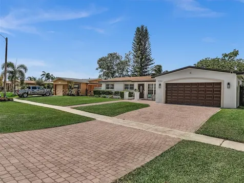 8740 Pasadena Boulevard Pembroke Pines FL 33024