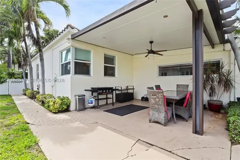 7611 Miami View Drive North Bay Village FL 33141
