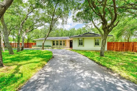 7715 SW 122nd Street Pinecrest FL 33156