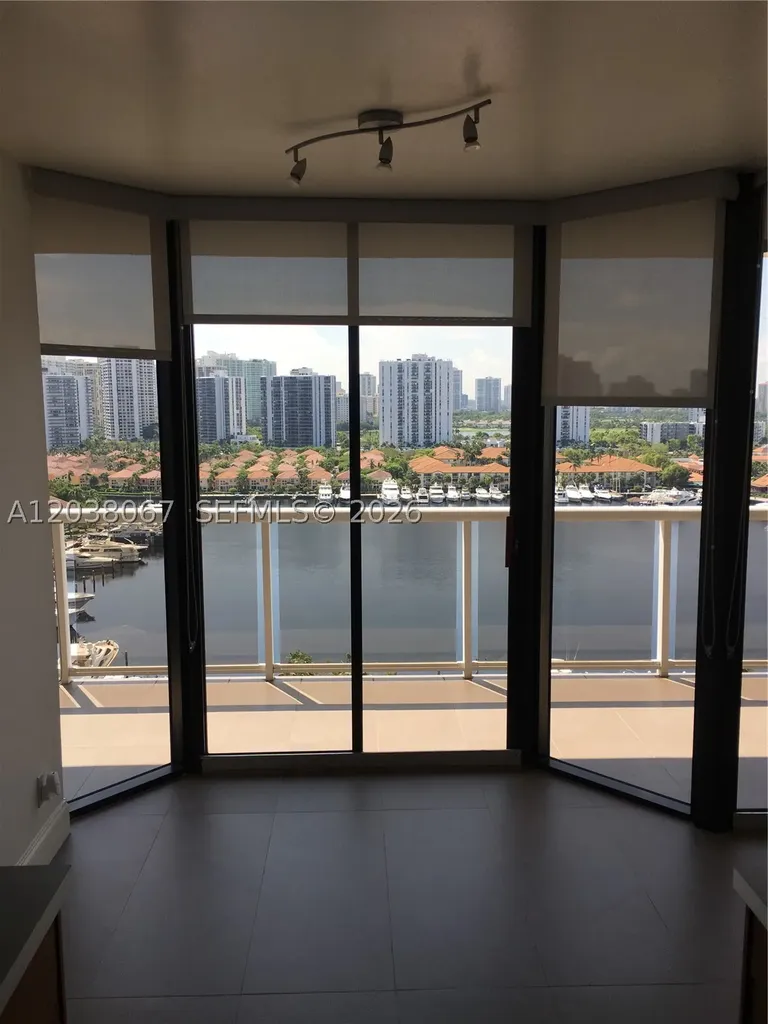 3640 Yacht Club Drive Aventura FL 33180