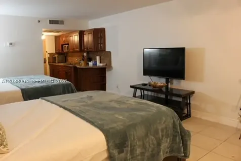 19201 Collins Avenue Sunny Isles Beach FL 33160