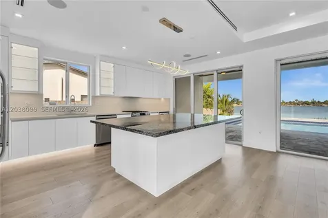 10755 SW 52nd Terrace Miami FL 33165