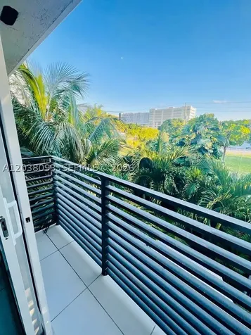 106 SE 9th Court Hallandale Beach FL 33009