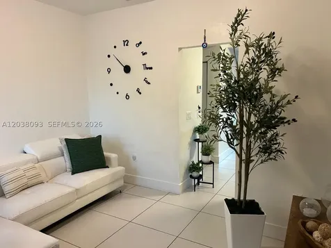 106 SE 9th Court Hallandale Beach FL 33009
