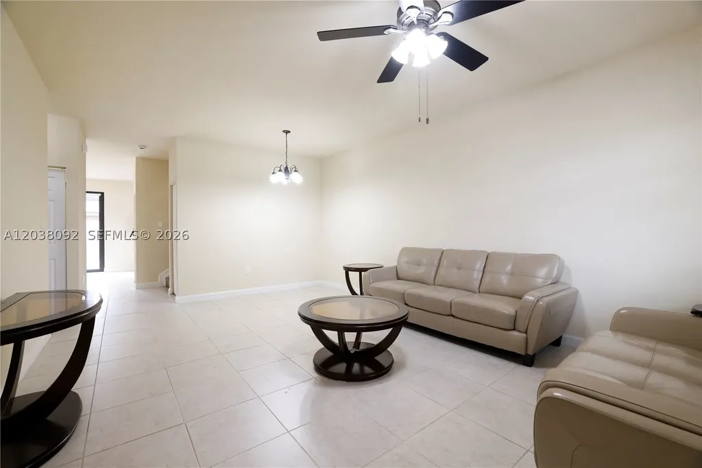 7146 SW 163rd Avenue Miami FL 33193