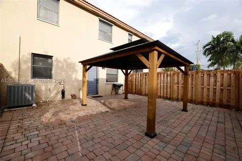 7146 SW 163rd Avenue Miami FL 33193