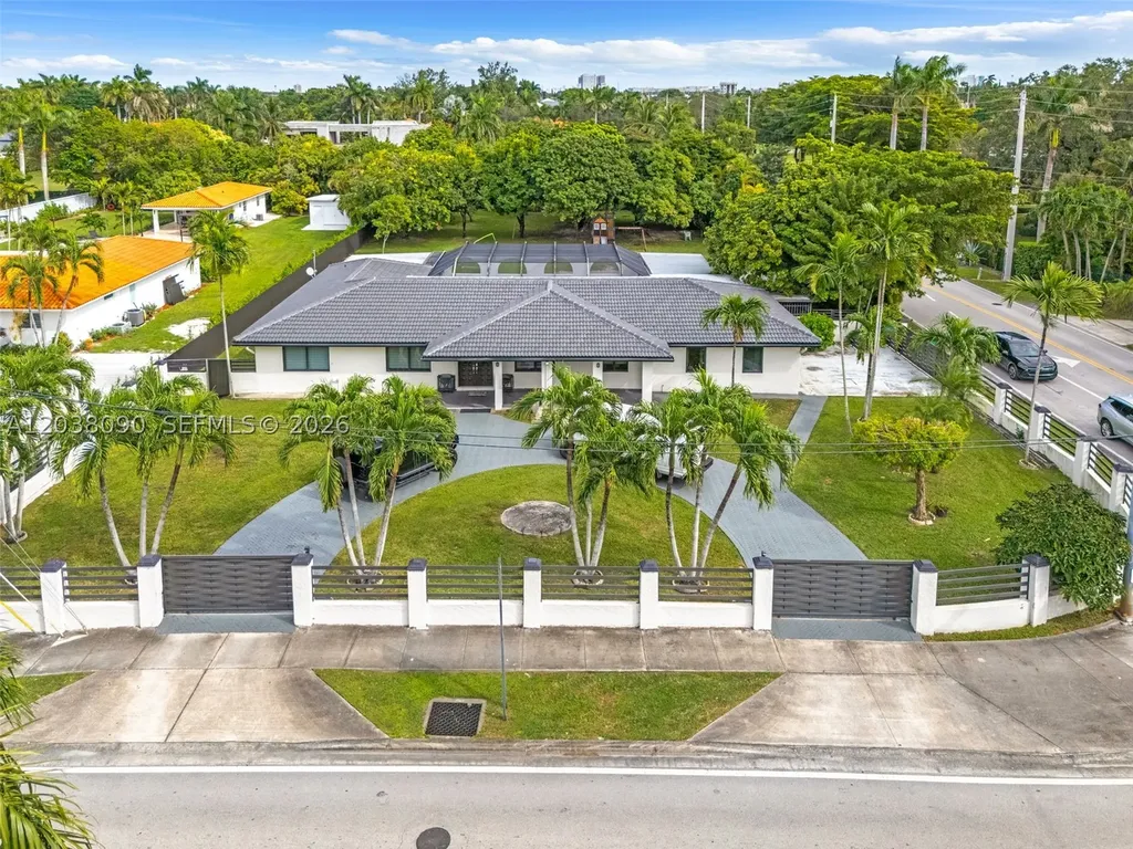 551 SW 127th Avenue Miami FL 33184