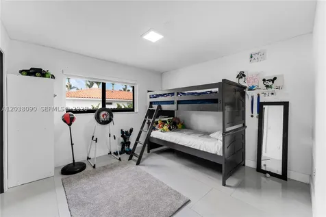 551 SW 127th Avenue Miami FL 33184