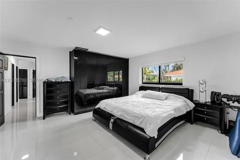 551 SW 127th Avenue Miami FL 33184