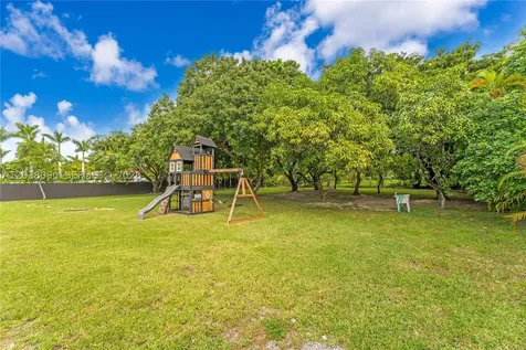551 SW 127th Avenue Miami FL 33184