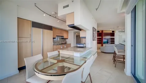 1455 Ocean Drive Miami Beach FL 33139