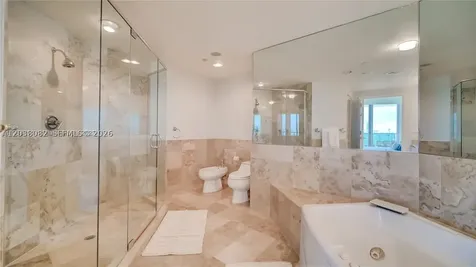 1455 Ocean Drive Miami Beach FL 33139