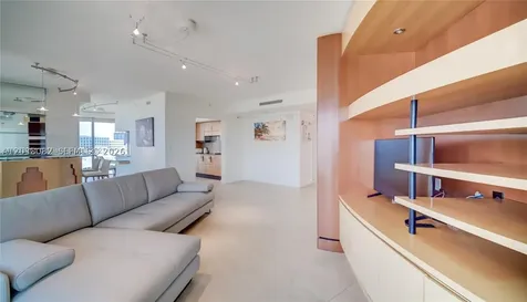 1455 Ocean Drive Miami Beach FL 33139
