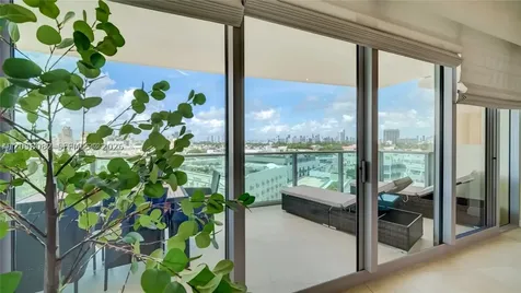 1455 Ocean Drive Miami Beach FL 33139