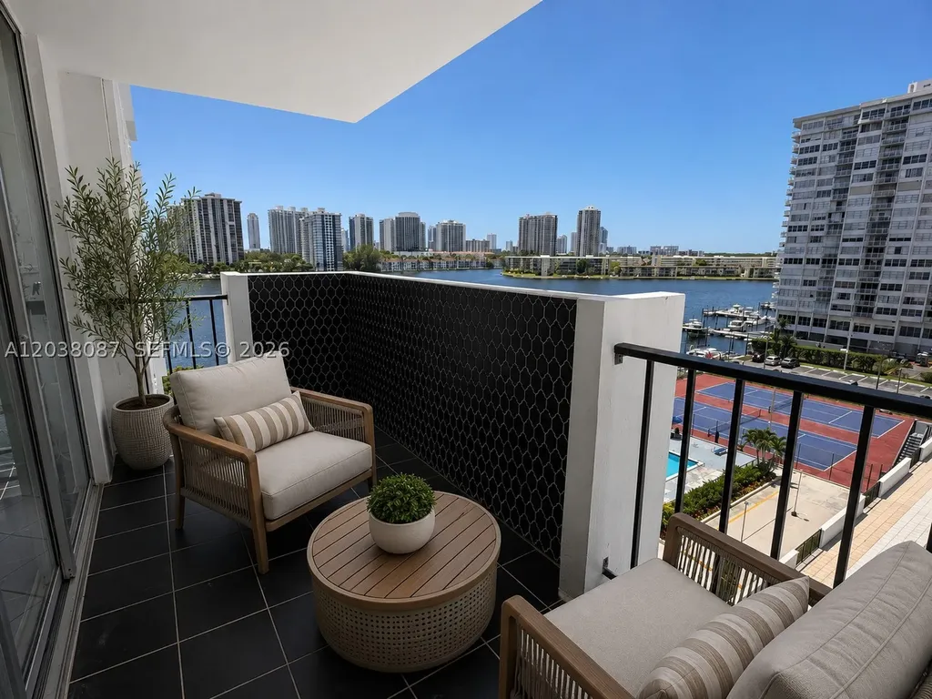 2780 NE 183rd Street Aventura FL 33160