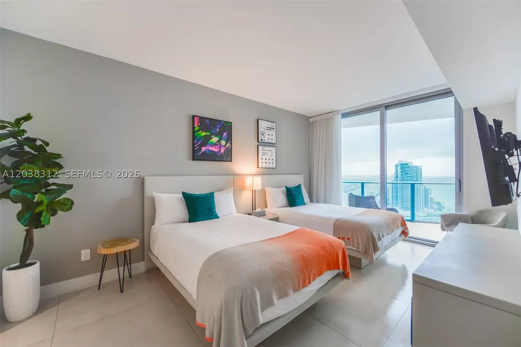 4111 S Ocean Drive Hollywood FL 33019