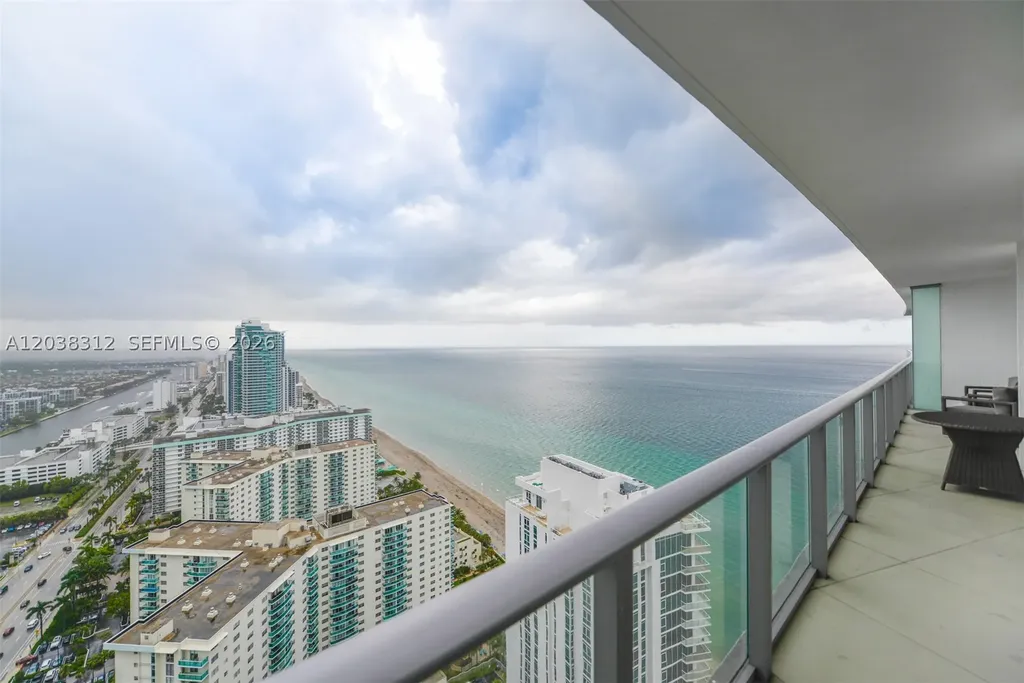 4111 S Ocean Drive Hollywood FL 33019