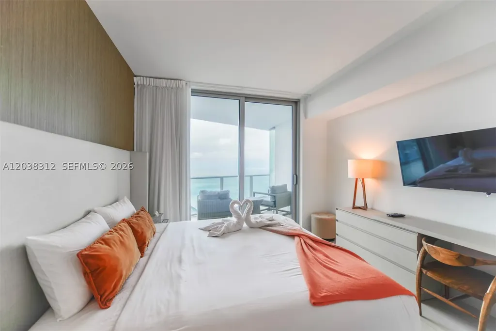 4111 S Ocean Drive Hollywood FL 33019