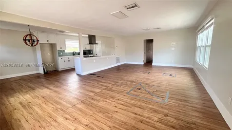 1031 Hollywood Boulevard Hollywood FL 33019