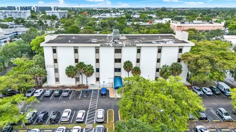 4101 NW 4th Street Plantation FL 33317