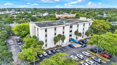 4101 NW 4th Street Plantation FL 33317