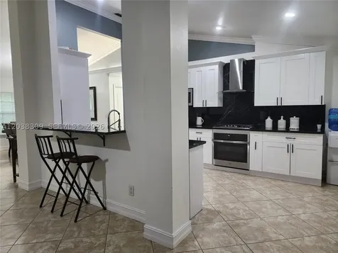 111 2nd Street SE Naples FL 34117