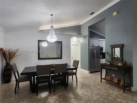 111 2nd Street SE Naples FL 34117