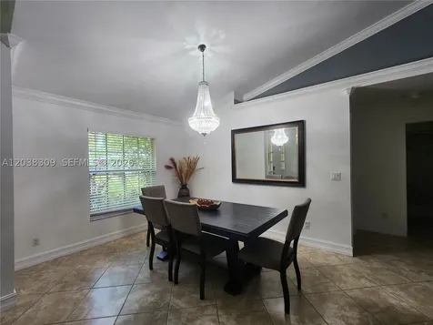 111 2nd Street SE Naples FL 34117