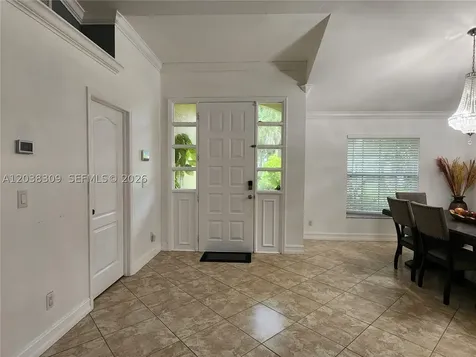 111 2nd Street SE Naples FL 34117