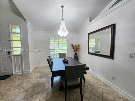 111 2nd Street SE Naples FL 34117